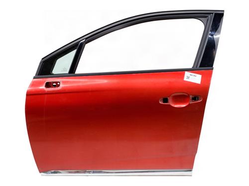 Used Left front door Left front door RENAULT CLIO V (B7_) 1.0 LPG (B7MT) (101 hp) 40488438 40488438