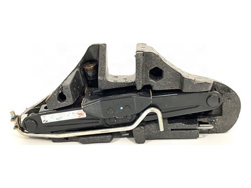 Used Jack Kit Jack Kit RENAULT MEGANE III Hatchback (BZ0/1_, B3_) 1.5 dCi (86 hp) 39970938 39970938