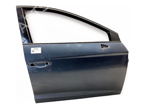 right-front-door-seat-leon-5f1-2012-2013-2014-2015-2016-2017-2018-2019-2020-2021-39357563 main image