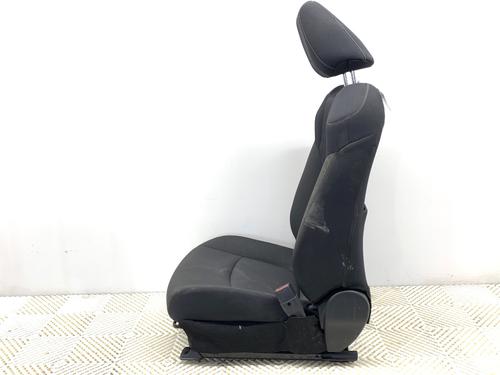 Right front seat TOYOTA COROLLA Saloon (_E21_) 1.8 VVTi Hybrid (ZWE211, MZEA12) | BP39318708C16 - Image 4