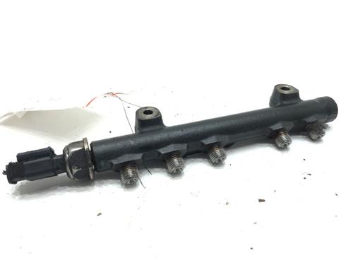 Used Injection rail Injection rail 39290350 39290350