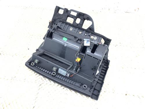 Handskerum AUDI A4 B9 (8W2, 8WC) 35 TFSI Mild Hybrid | BP39301793C95 - Image 3