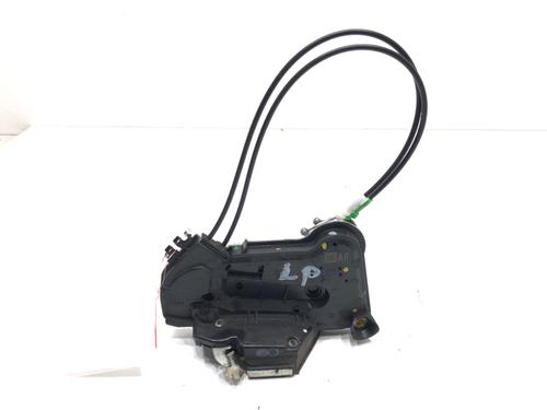 front-left-lock-toyota-auris-_e18_-2012-2013-2014-2015-2016-2017-2018-2019-39283425 main image