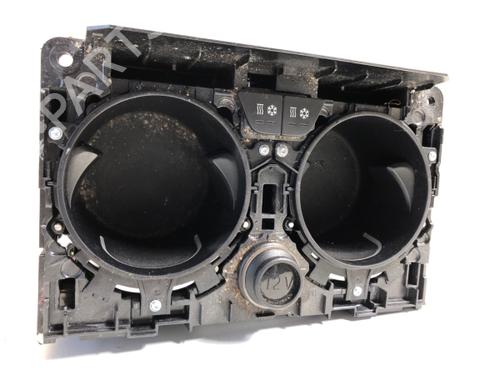Used Cup/Object holder Cup/Object holder BMW X5 (G05, F95) xDrive M 50 d (400 hp) 39340131 39340131