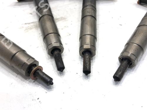 Injector AUDI A4 B8 (8K2) 2.0 TDI | BP39377900M100 - Image 2