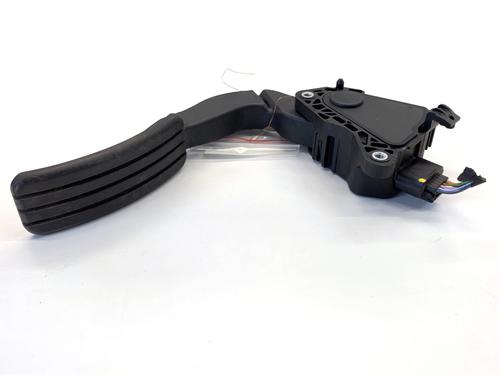 pedal-renault-express-box-bodympv-2021-39339303 main image