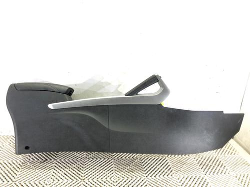 Middle console RENAULT KADJAR (HA_, HL_) 1.6 dCi 130 4x4 (HLA4) | BP39283838I22 - Image 6
