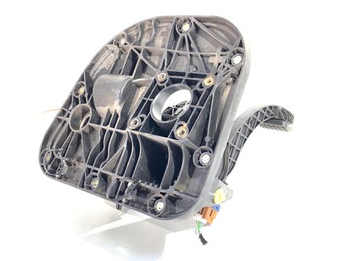 Pedal IVECO DAILY VI Platform/Chassis 33S16, 35S16, 35C16, 40C16, 42S16, 50C16 | BP40033553I4 - Image 4