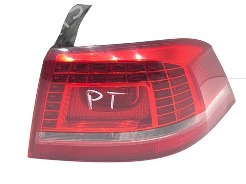 right-taillight-vw-passat-b7-362-2010-2011-2012-2013-2014-2015-2016-39285487 main image
