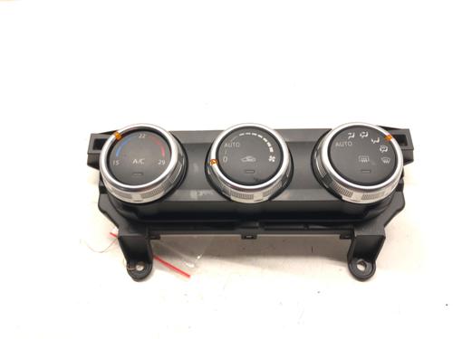 climate-control-mazda-2-hatchback-dl-dj-2014-39273140 main image