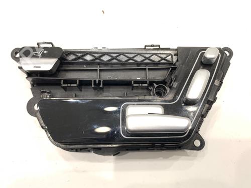 Used Switch Switch MERCEDES-BENZ S-CLASS (W221, V221) S 320 CDI (221.022, 221.122) (235 hp) 39337654 39337654