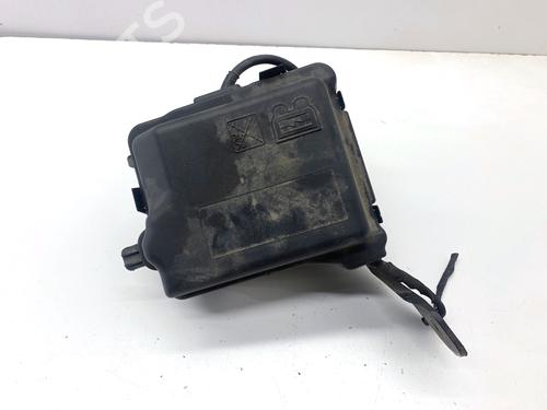 fuse-box-peugeot-2008-i-cu_-2013-39319634 main image