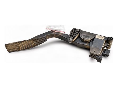 Used Pedal Pedal OPEL ANTARA A (L07) 2.0 CDTI 4x4 (150 hp) 39735759 39735759
