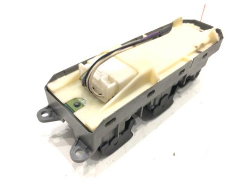 Switch TOYOTA AURIS (_E15_) 1.6 (ZRE151_, ZRE151R) | BP39283442I30 - Image 2