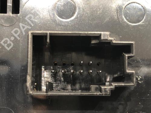 Switch BMW 5 (G30, F90) 540 i xDrive | BP39281982I30 - Image 4