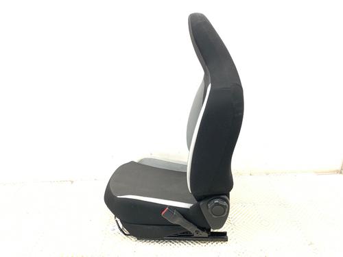 Right front seat TOYOTA AYGO (_B4_) 1.0 (KGB40) | BP39356213C16 - Image 5
