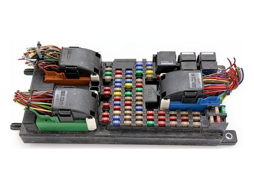 Used Fuse box Fuse box 39359755 39359755