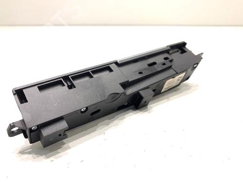 Switch BMW X3 (F25) xDrive 28 i | BP39325685I30 - Image 2