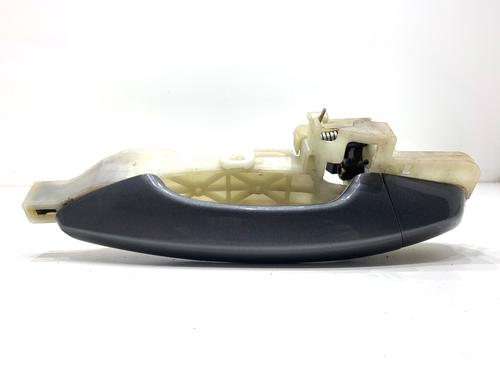 front-right-exterior-door-handle-hyundai-santa-fe-iii-dm-dma-2012-2013-2014-2015-2016-2017-2018-39313573 main image