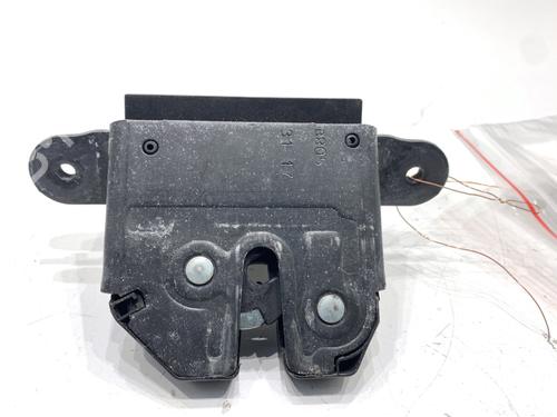 tailgate-lock-fiat-tipo-hatchback-356_-357_-2016-39321956 main image