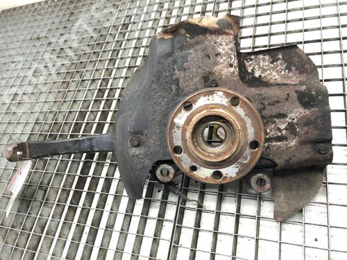left-front-steering-knuckle-alfa-romeo-159-939_-2005-2006-2007-2008-2009-2010-2011-2012-39311476 main image