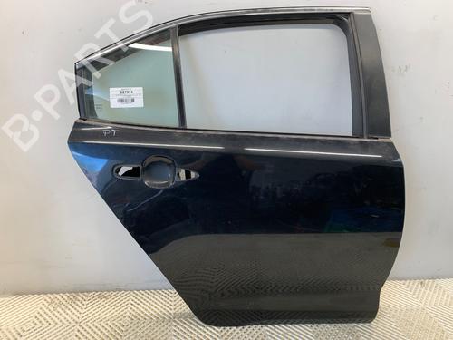 Dør højre bagtil Dør højre bagtil TOYOTA COROLLA Saloon (_E21_) 1.6 VVTi (ZRE210) (132 hp) 39339941 39339941