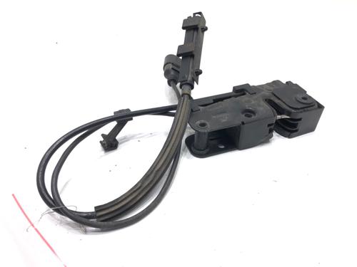 hood-lock-audi-q5-8rb-2008-2009-2010-2011-2012-2013-2014-2015-2016-2017-2018-2019-39306065 main image
