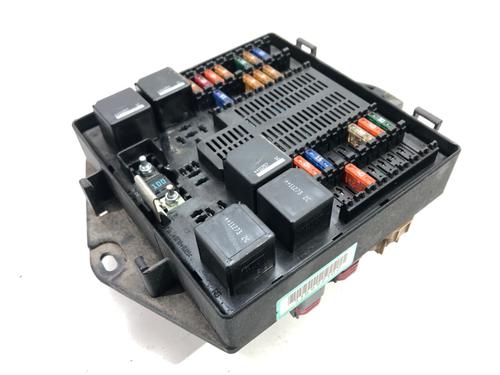 fuse-box-jaguar-xj-x351-2009-39272326 main image
