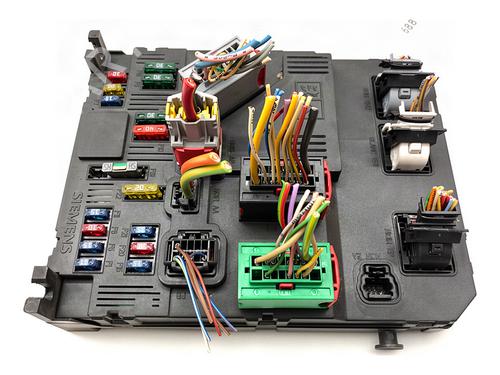 Used Fuse box Fuse box PEUGEOT 206 Hatchback (2A/C) 1.1 i (60 hp) 40171149 40171149