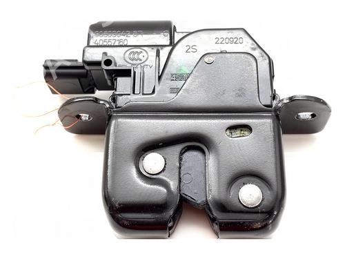 Used Tailgate lock Tailgate lock DACIA DUSTER (HM_) 1.0 TCe 100 (HMMT) (101 hp) 40057032 40057032