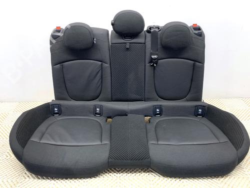 rear-seat-2nd-row-mini-mini-clubman-f54-2014-39319474 main image