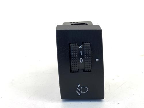 Used Headlight switch Headlight switch 39326688 39326688
