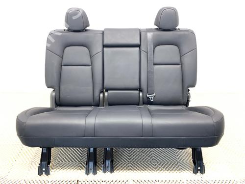 banco-traseiro-2a-fila-tesla-model-y-5yjy-2019-39352621 main image