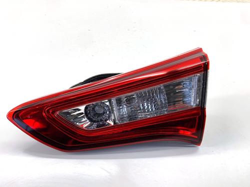 Used Right taillight Right taillight TOYOTA YARIS (_P13_) 1.5 (NSP131_) (112 hp) 39333008 39333008