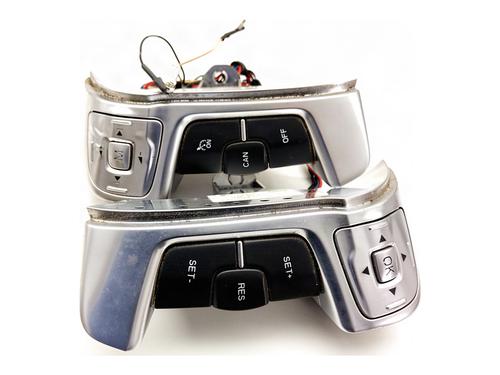 Used Steering wheel controls Steering wheel controls FORD S-MAX (WA6) 1.8 TDCi (125 hp) 40171281 40171281