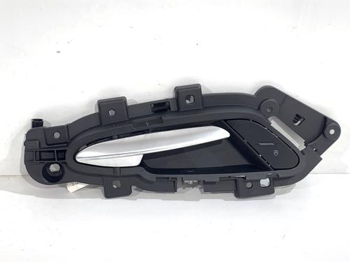 rear-right-interior-door-handle-alfa-romeo-stelvio-949_-2016-39312172 main image