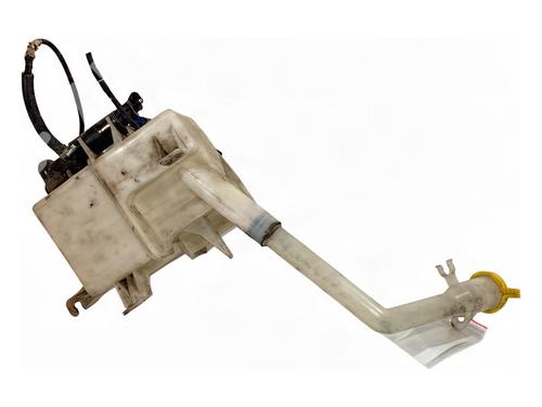 Used Windscreen washer tank Windscreen washer tank 39367437 39367437
