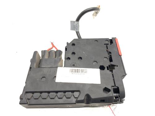 cable-mercedes-benz-e-class-w212-2009-2010-2011-2012-2013-2014-2015-2016-39299936 main image
