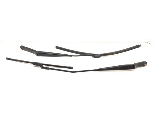 front-windshield-wiper-arm-vw-golf-vii-5g1-bq1-be1-be2-2012-2013-2014-2015-2016-2017-2018-2019-2020-2021-39291285 main image
