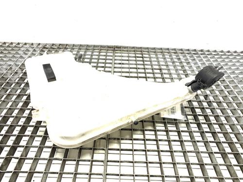 windscreen-washer-tank-bmw-3-f30-f80-2011-2012-2013-2014-2015-2016-2017-2018-39307895 main image