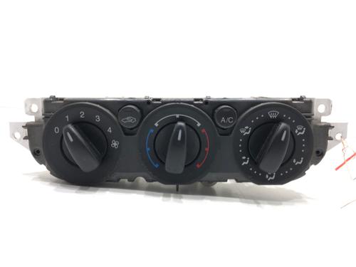 climate-control-ford-kuga-i-2008-2009-2010-2011-2012-39276988 main image