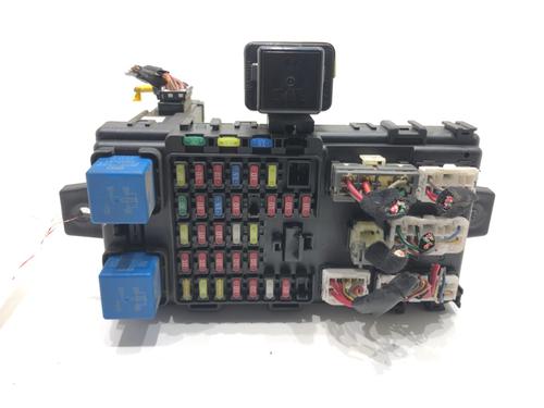 Used Fuse box Fuse box 39281614 39281614