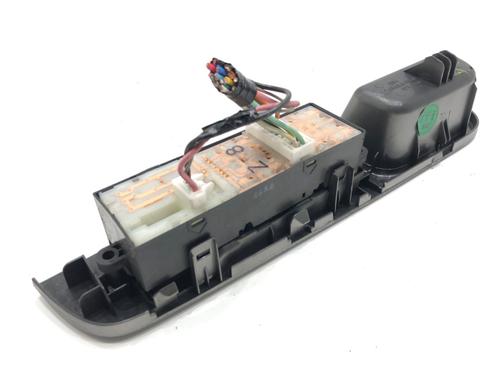 Switch NISSAN VERSA I 1.8 | BP39345495I30 - Image 3