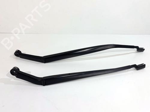 Used Front windshield wiper arm Front windshield wiper arm LEXUS NX (_Z1_) 300h AWD (AYZ15_) (155 hp) 39306013 39306013
