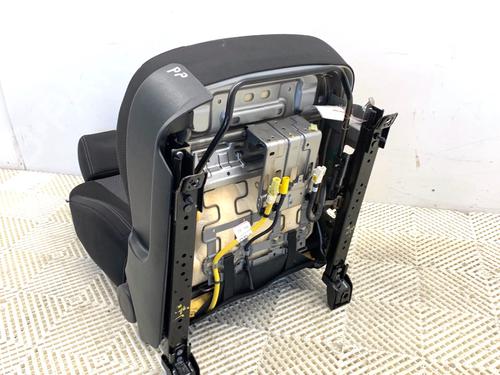Right front seat HYUNDAI i30 (GD) 1.4 | BP39350590C16 - Image 9