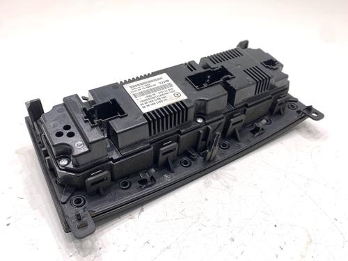 Climate control MERCEDES-BENZ E-CLASS (W212) E 200 NGT (212.035) | BP39338449I5 - Image 2