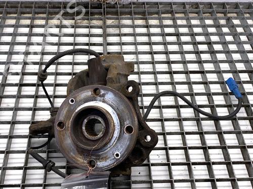 right-front-steering-knuckle-peugeot-2008-i-cu_-2013-39334803 main image