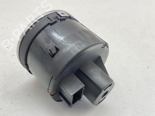 Headlight switch AUDI A8 D3 (4E2, 4E8) S8 quattro | BP39377695I24 - Image 2