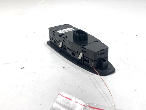 Switch BMW 3 Touring (F31) 318 d | BP39333031I30 - Image 3