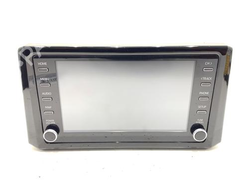 radio-toyota-corolla-estate-_e21_-2019-39293301 main image